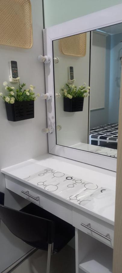 Smdc Jazz Mall 2 Combine Unit With 3 Br Makati City Eksteriør bilde
